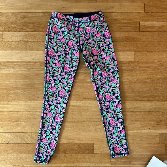 Lilly Pulitzer size 12-14 Athletic pants - Picture 2 of 4